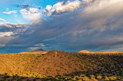 HillsideCrossnearCerroSeguro