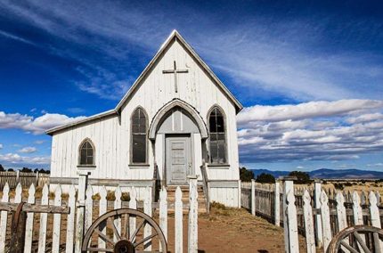 EavesMovieRanchChapel