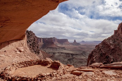 KivaRuinFalseCanyonlands