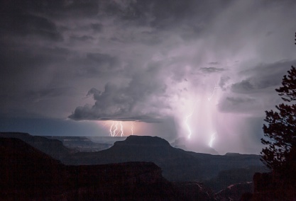 LightningStormStrikesGrandCanyon