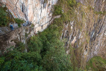 IncaDrawbridgeGapMountainsideTrailMachuPicchu