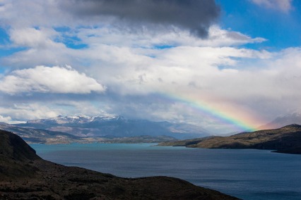 MiradorLagodelToroTorresdelPainePatagoniaRainbow