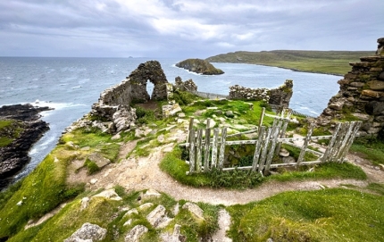 OleMacDonaldsRuins.2