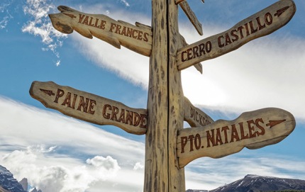 TrekkingCrossrroadsPatagoniaTrailmarker